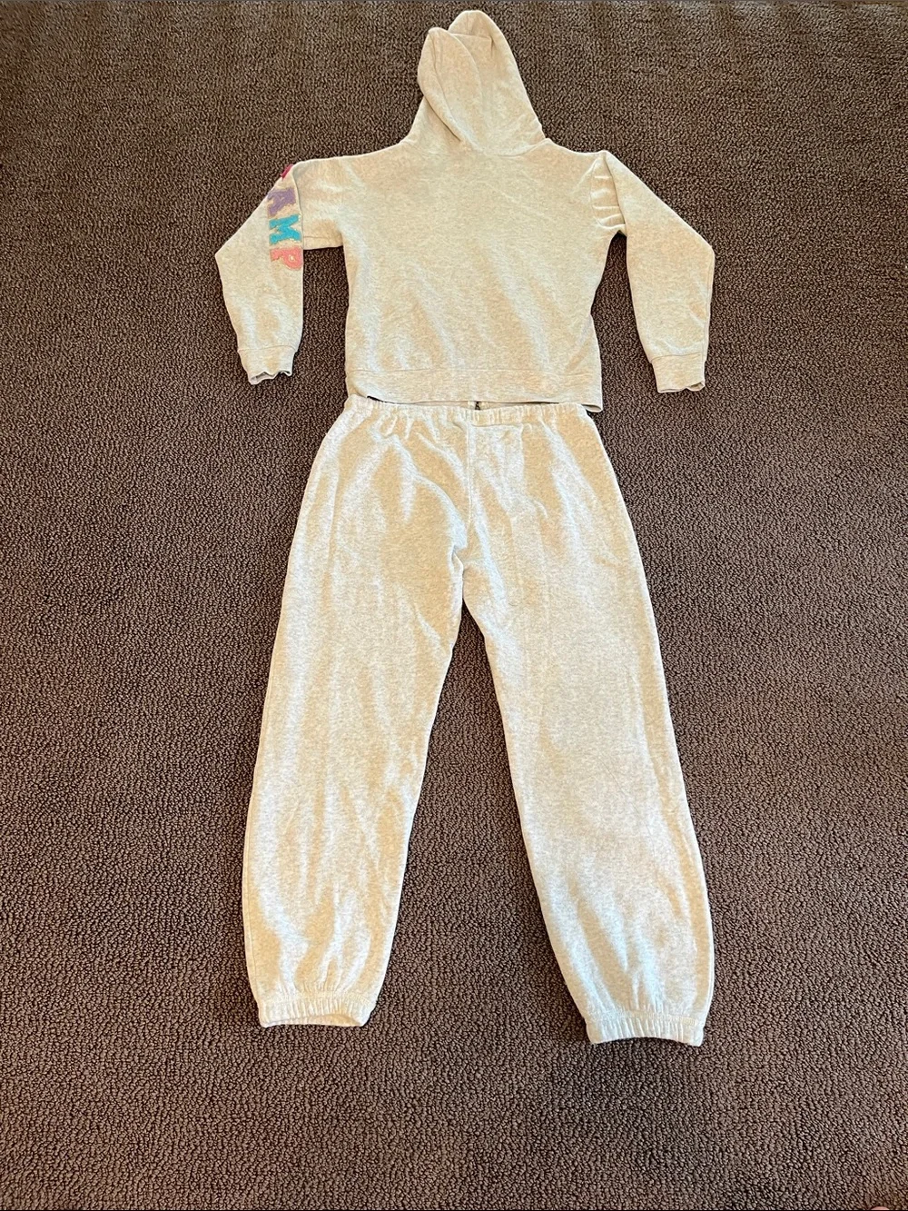Vintage Havana Girls’ Sweatsuit (jogger and matching hoodie), Size XL (size 16)